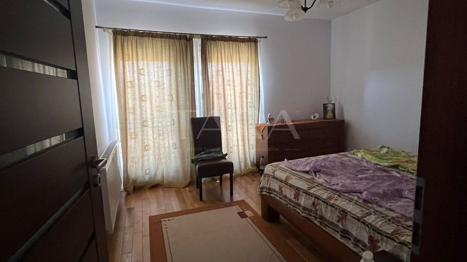 Casă Deosebită în Zona Gruia - Poză 6