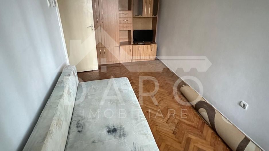 🏠 Ocazie! Apartament 2 camere cu balcon închis - Poză 6