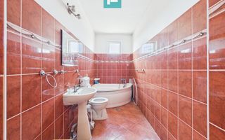 Casă cu 7 camere, ideală pentru familie, Grădiște - Poză 7