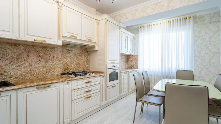 Chirie, apartament, 2 camere, str. Vasile Alecsandri, Centru - Poză 1