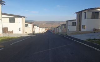 Casa Individuala Semifinisata de Vanzare in Dezmir - Poză 2