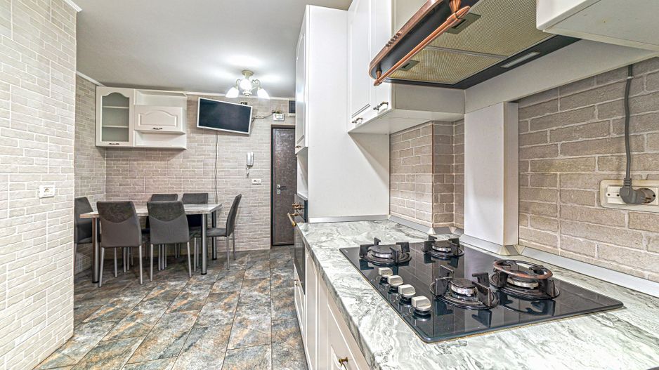 Apartament impecabil în zona băncilor, Podgoria. - Poză 2