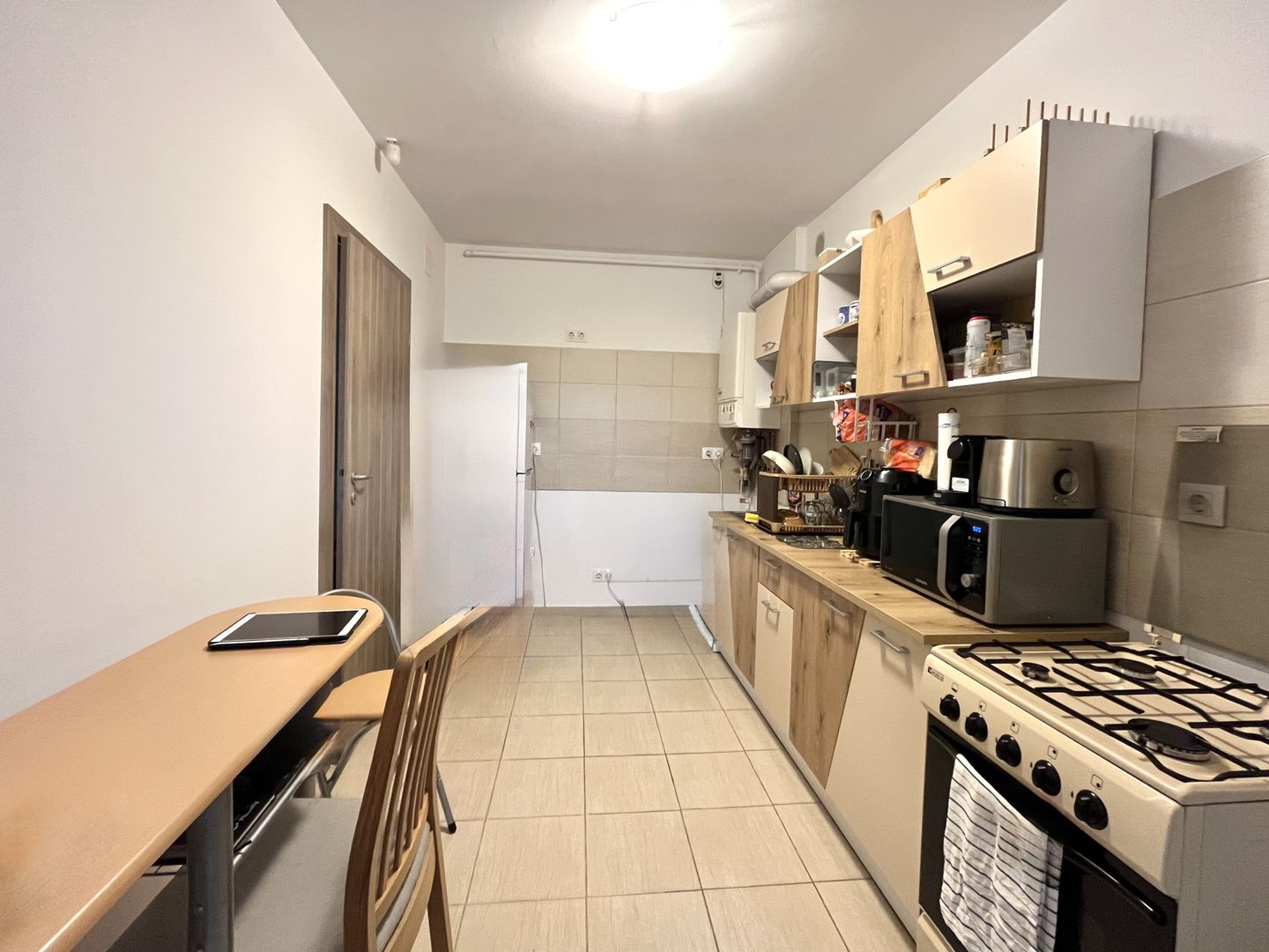 Apartament 3 camere, primitor si spatios, Zona Central - City of Mara - Poză 9