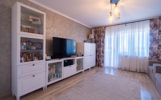 Apartament 5 camere Vlaicu – Renovat, 2 băi, centrală proprie - Poză 1