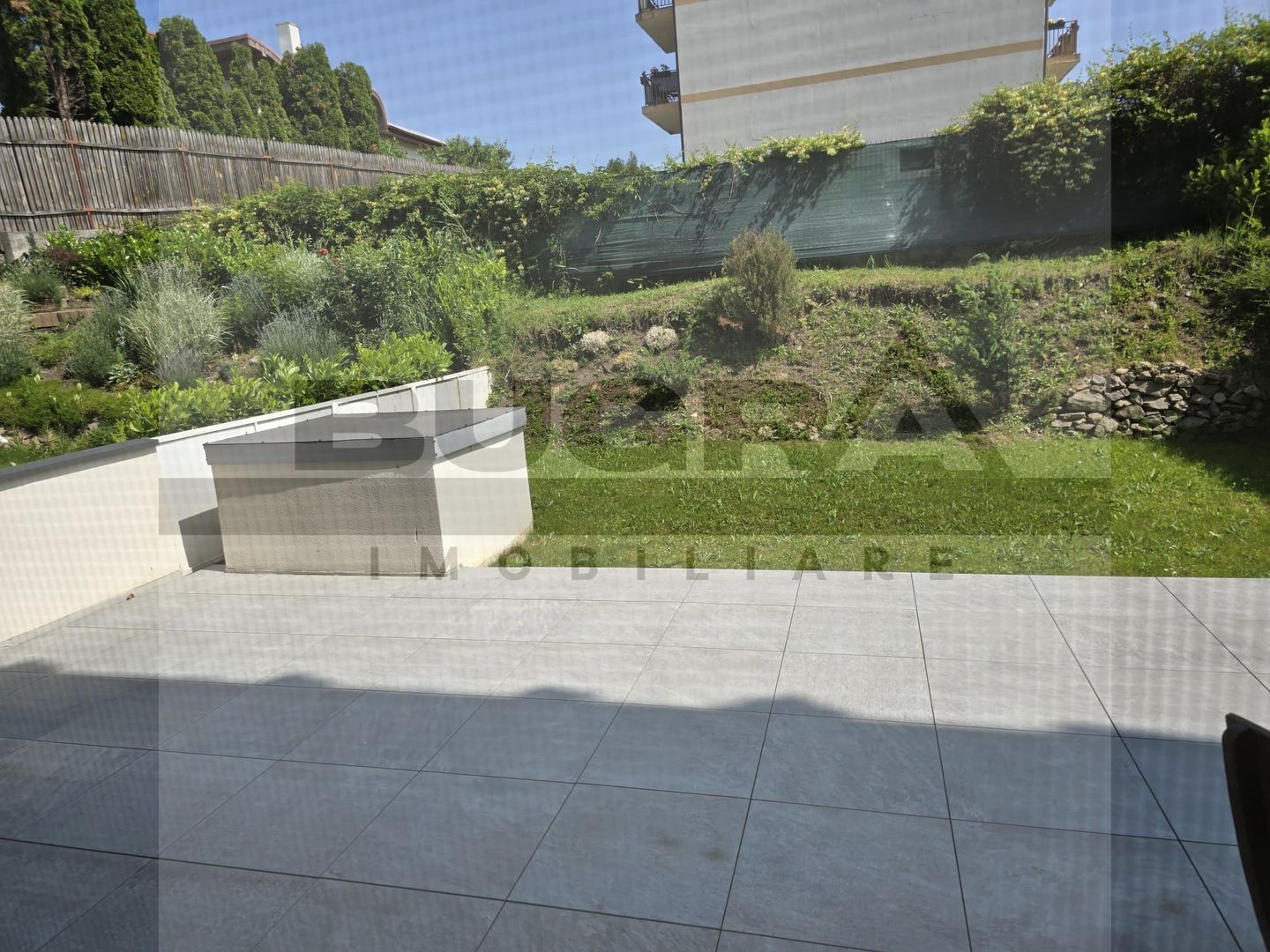 Apartament 2 camere decomandate, 55 mp, gradina, garaj, zona R. Ladea - Poză 6