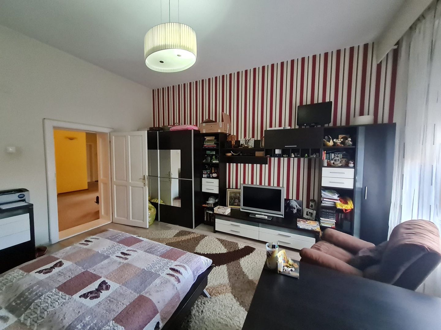 Vila generoasa,destinatii multiple - Poză 17