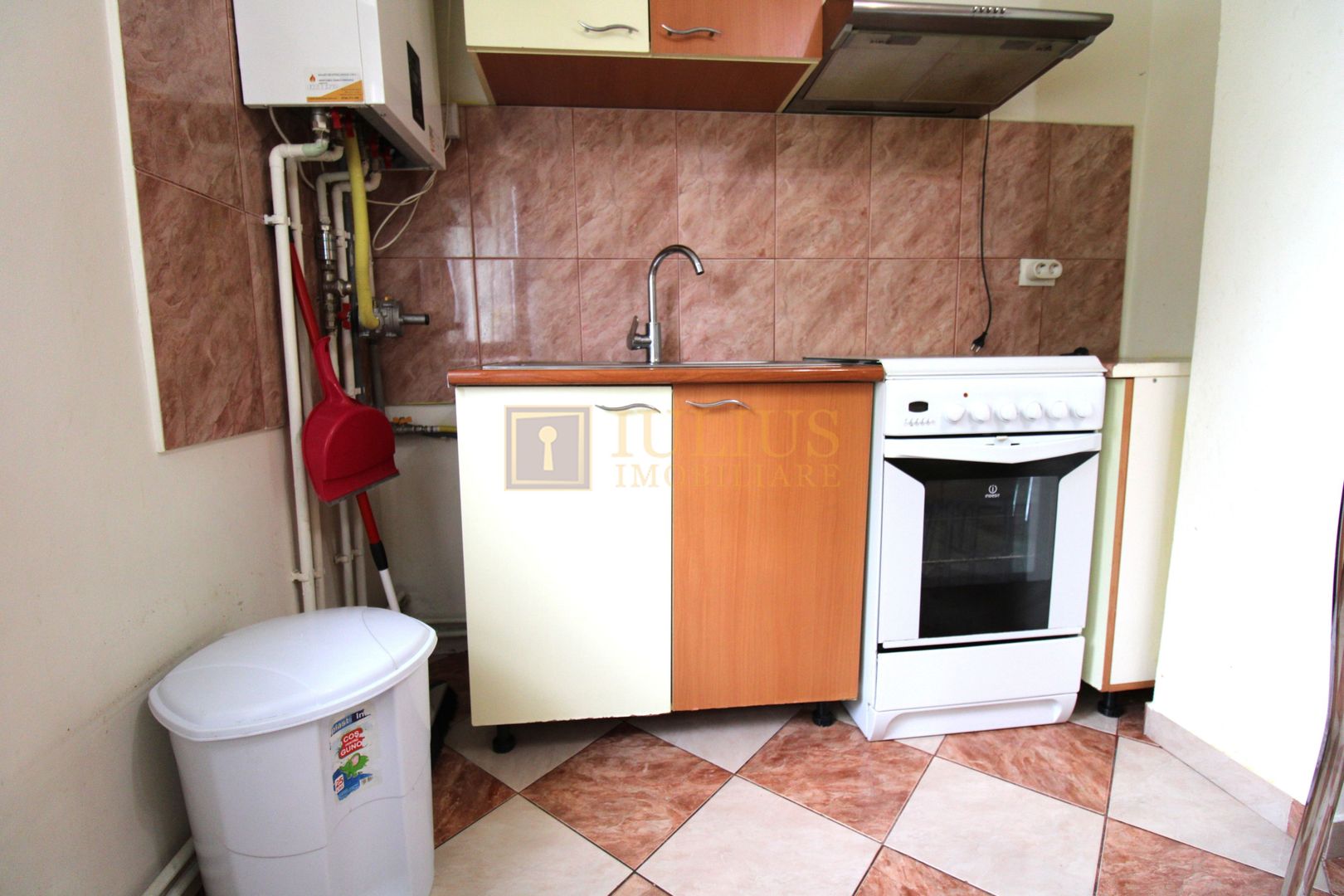 Apartament cu 2 camere in zona Bucovina - Poză 8