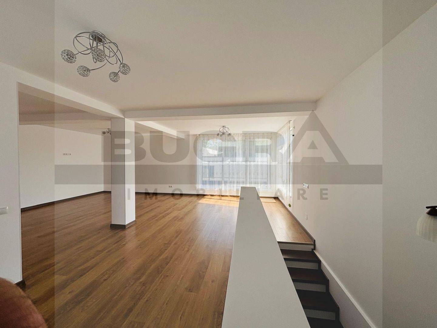Duplex 5 camere - 228 mp, 255 teren, garaj, zona E. Ionesco - Poză 9