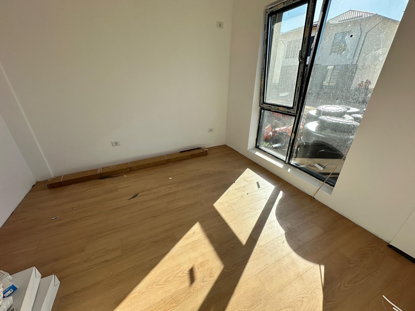 CASA SINGULARA- 5 CAMERE, TOATE UTILITATILE, FINISAJE PREMIUM,COMIS 0% - Poză 6