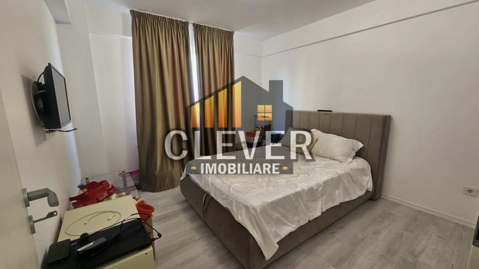 Apartament 3 camere Mobilat Utilat Loc de Parcare Inclus - Poză 1