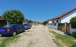 Domnesti - Ghioceilor, teren 590 mp, utilitati la teren, acces STB - Poză 2