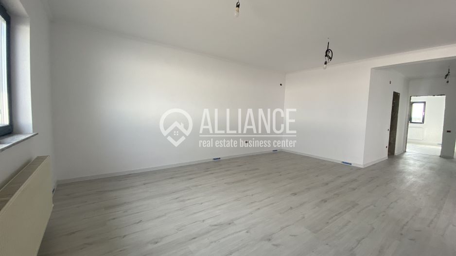 Valu lui Traian (COD 07) Casă P+M cu 5 camere, teren de 517 mp - Poză 22