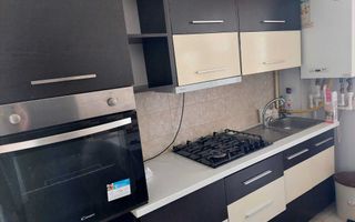 Inchiriez apartament - Poză 4