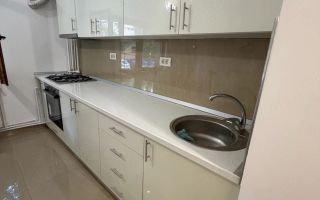 De Inchiriat Studio premium Decebal, parter, decomandat, metrou Piata Muncii - Poză 1
