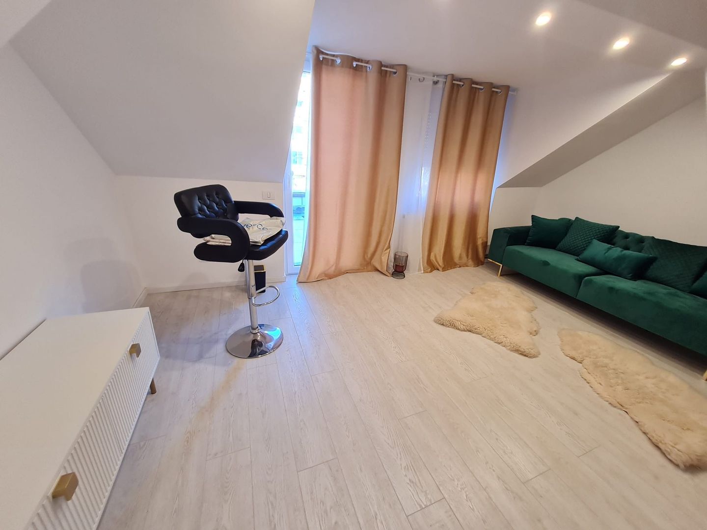 Casa ideală pentru investiție-spațiu comercial/birourii - Poză 10