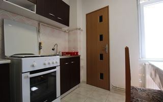 Piata Victoriei, 3 camere, centrala proprie - Poză 7