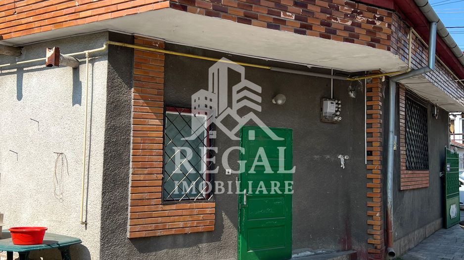 Spațiu comercial de închiriat – 40 mp –  vizavi de Facultatea de ing. - Poză 2