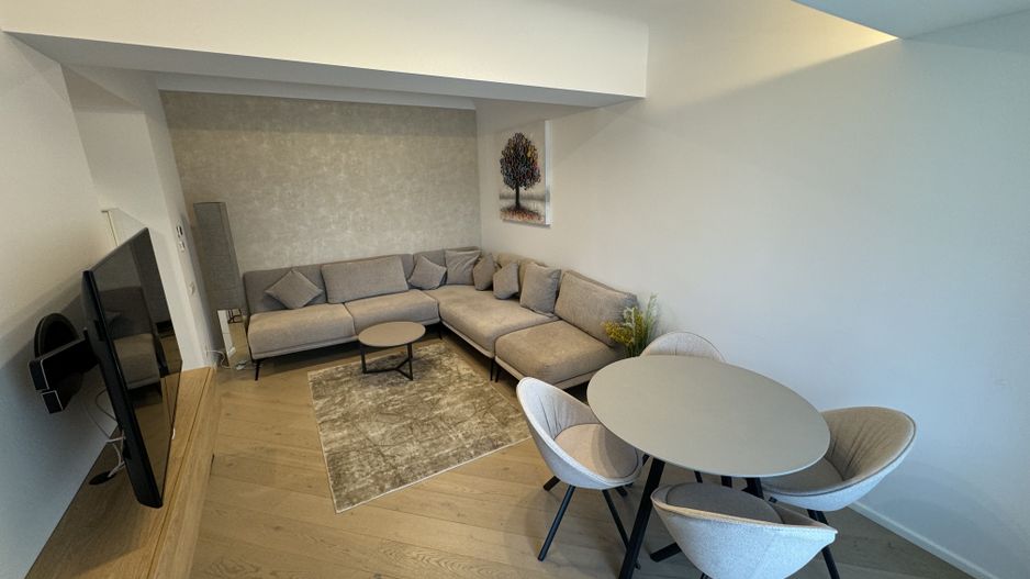 3 Camere | Cortina Academy CotroceniI MOBILA LUX | Metrou 3 minute - Poză 1