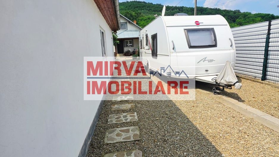Vilă premium 5 camere cu salină și garaj | Coțofenești - Poză 8