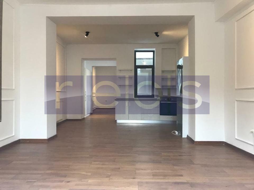 VANZARE VILA KISELEFF | 100MP CURTE | RENOVATA INTEGRAL | LOC PARCARE - Poză 5