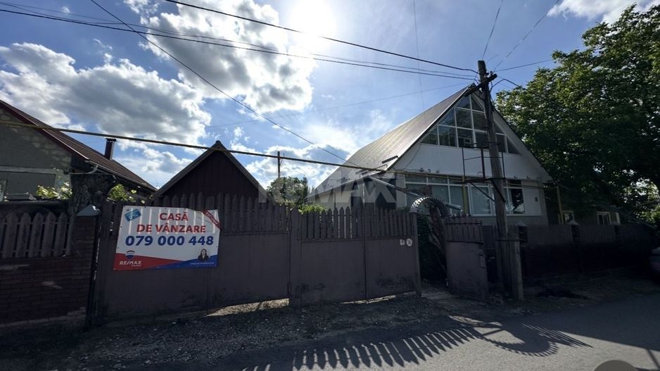 Casa de vânzare în Cricova - Poză 1