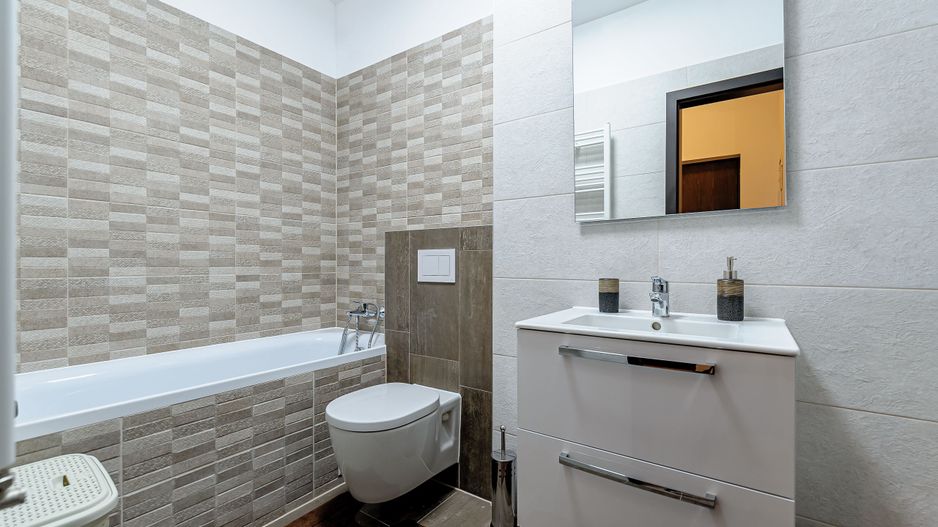 Apartament cu 2 camere la Adora Park - Poză 4