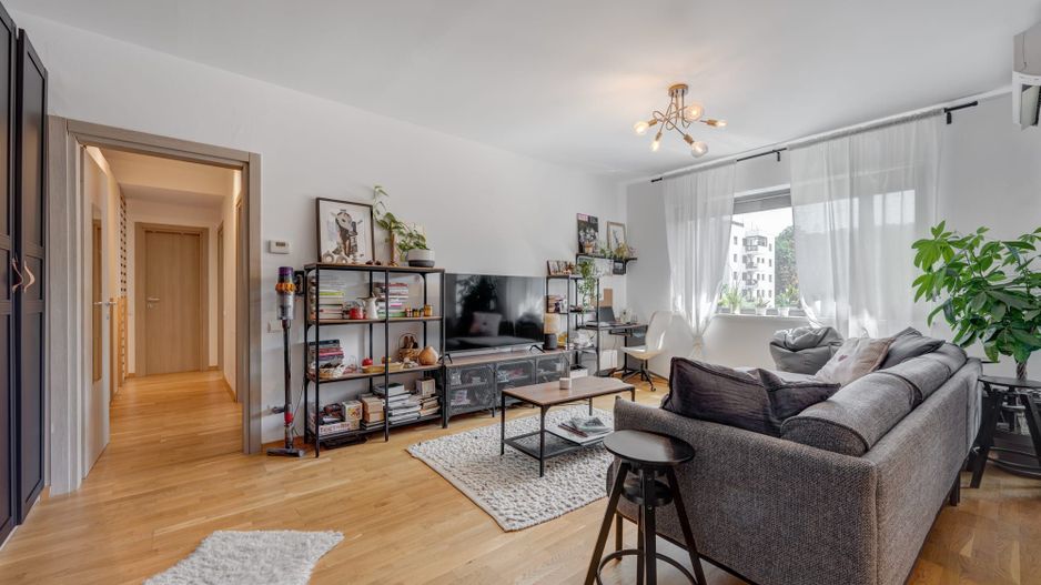 Apartament mobilat si utilat langa padurea Baneasa - Poză 5