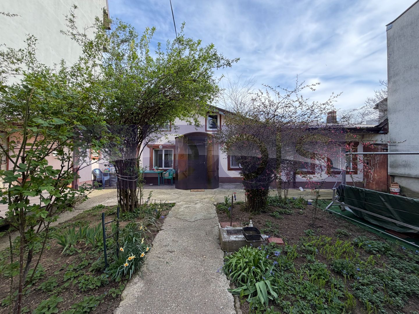 VANZARE CASA | TEREN 481 MP | CONSTRUCTIE 2001 | GARAJ SI BECI - Poză 1