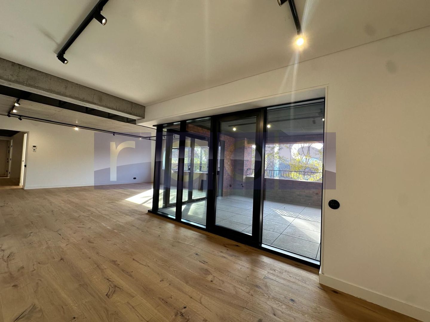 DE VANZARE DUPLEX 104MP | 3 CAMERE | DESIGN DEOSEBIT | FINISAJE LUX - Poză 30