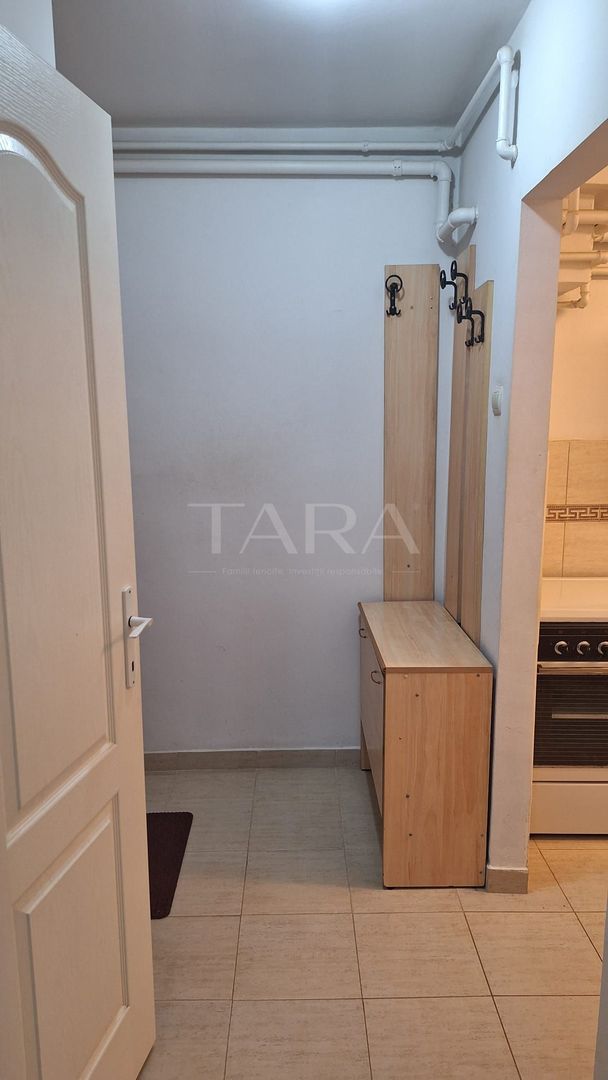 Apartament 2 camere, decomandat, zona Centrală - Poză 2