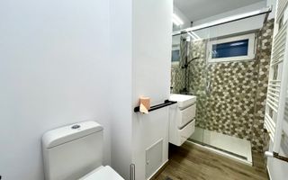 Apartament spațios cu 3 camere | Spitalul Județean | Etaj 2 - Poză 3