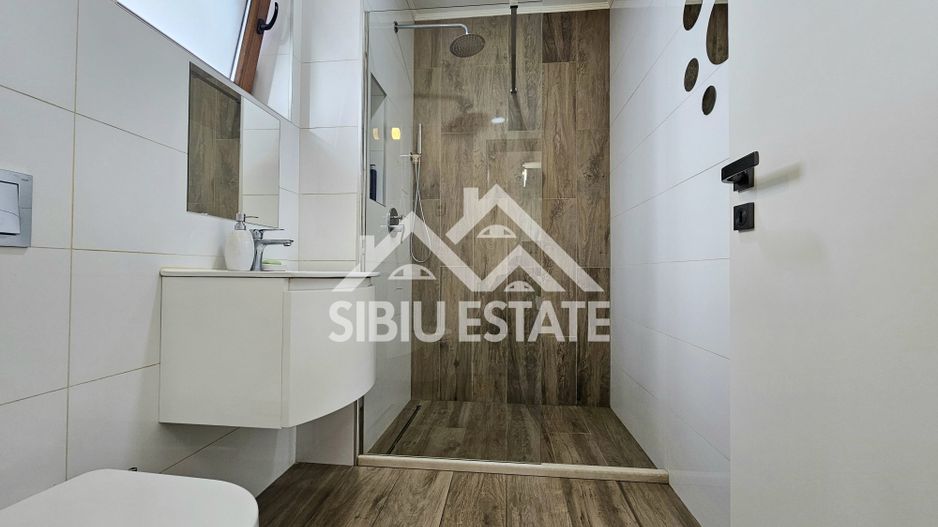 Casa 4 camere Sibiu dotari bune, pivnita, terasa - Poză 11