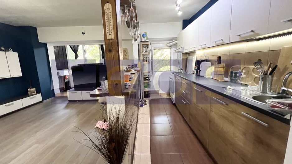 VANZARE GARSONIERA | 42 MP | ETAJ 2/10 | COMPLET RENOVATA | ZONA TEI - Poză 2