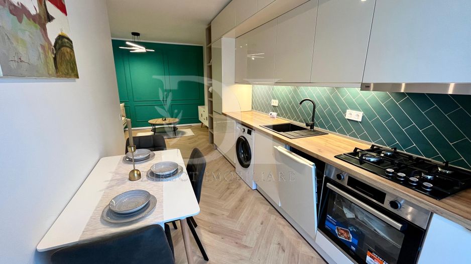 Apartament premium 3 camere / etaj intermediar / Zona Eroilor - Poză 3