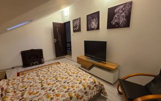 Casa cu 2 camere si living - zona Centrala, Piata Independentei - 700€ - Poză 2