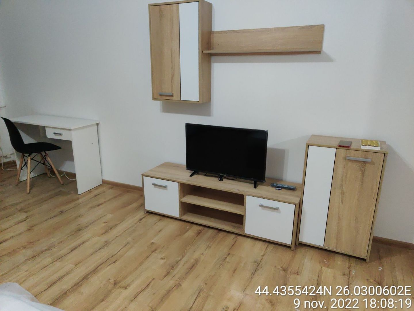 Apartament 1 Camera Metrou Lujerului - Poză 1