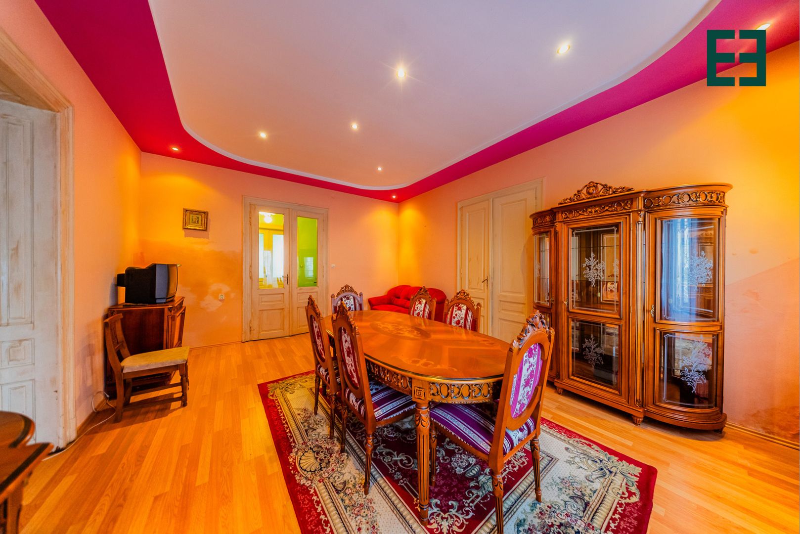 Casă cu 4 camere și 1044 mp Teren - Aradul Nou - Arad - Poză 6