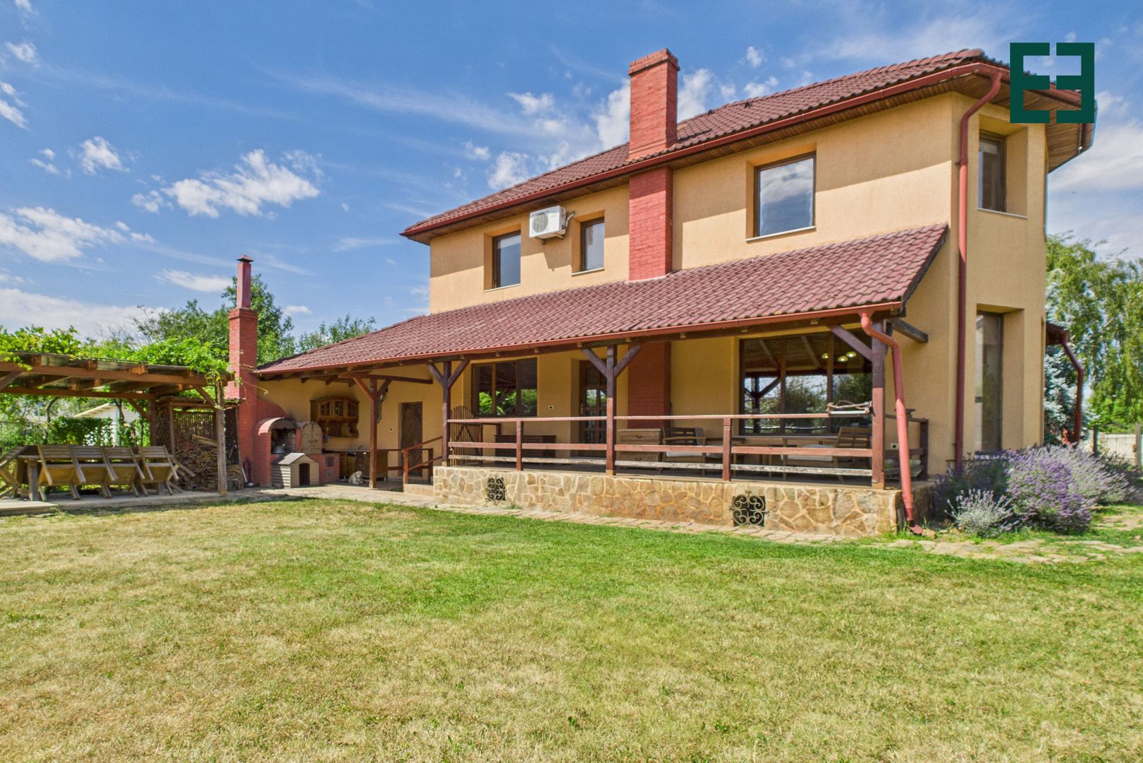 Vilă cu 6 camere - Zona Subcetate - Arad - Poză 36