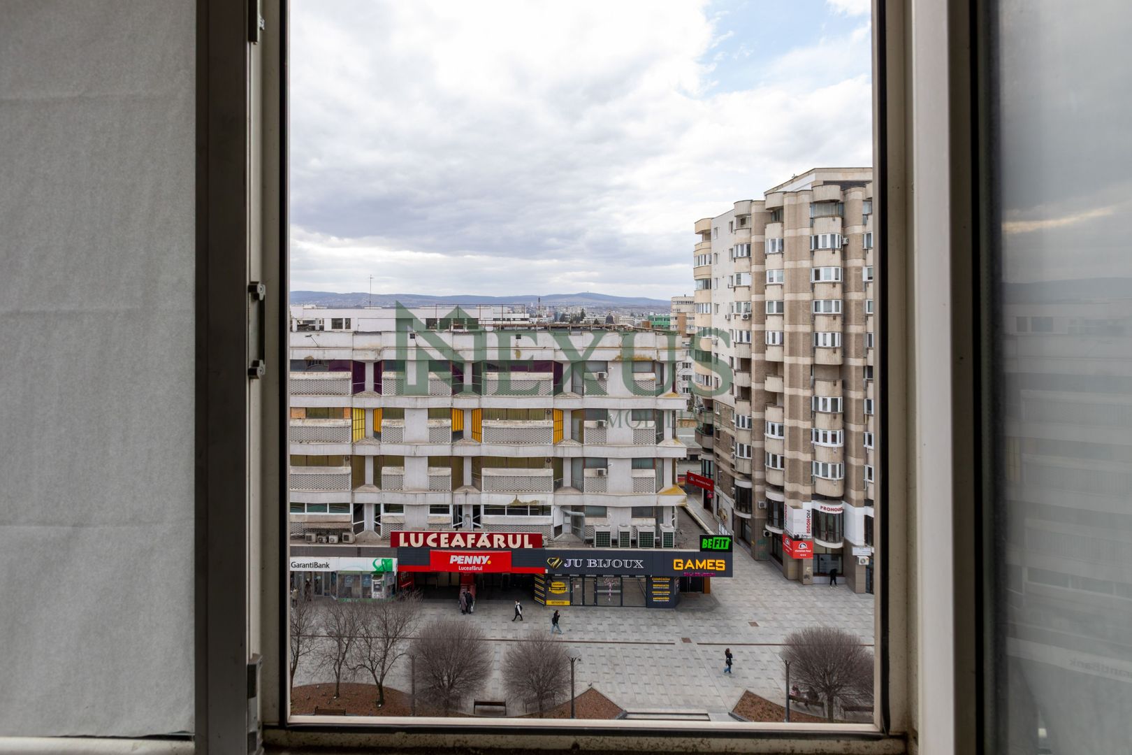 Apartament 3 camere de vânzare, Ultracentral, Bacău - Poză 12