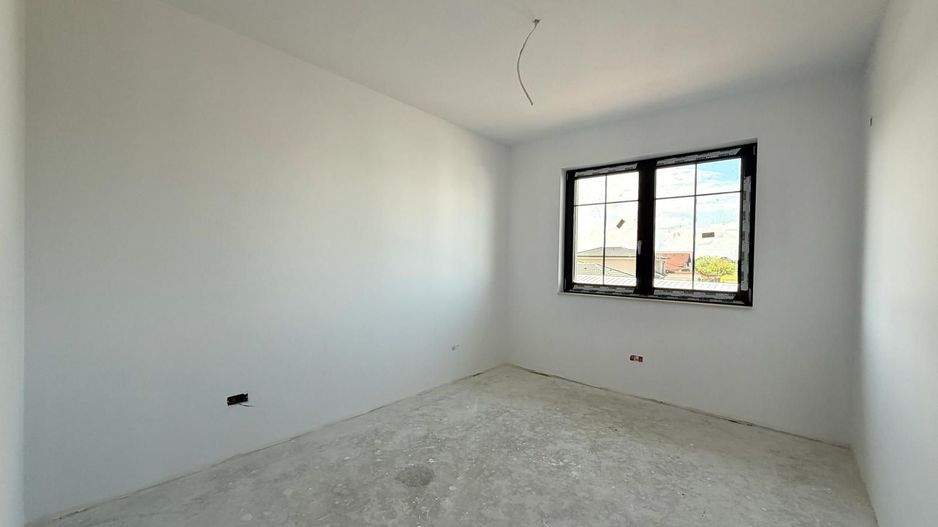 Duplex cu 5 camere - Ciarda Rosie  - Timisoara - Poză 13