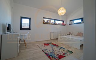 PALAZU – MALUL LACULUI – VILA 2016 LA CHEIE, ARHITECTURA DEOSEBITA! - Poză 20