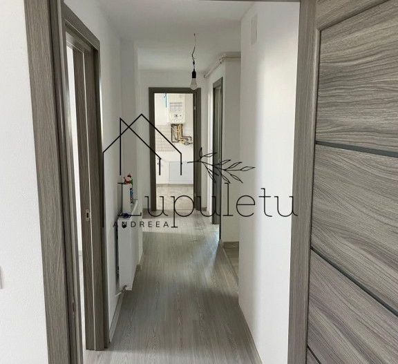 Apartament de vânzare | 3 camere | 67 MPU | Mansardă (4/4) - Poză 2