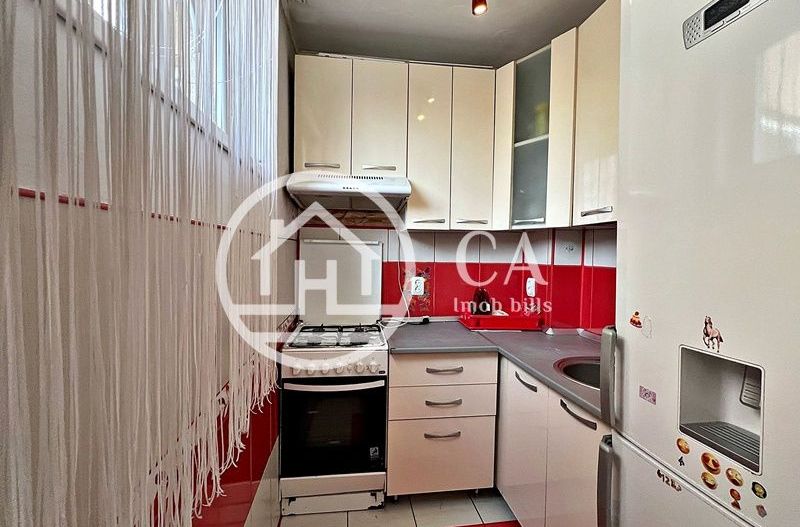 Apartament de vânzare cu 2 camere în zona Rogerius, Oradea - Poză 6
