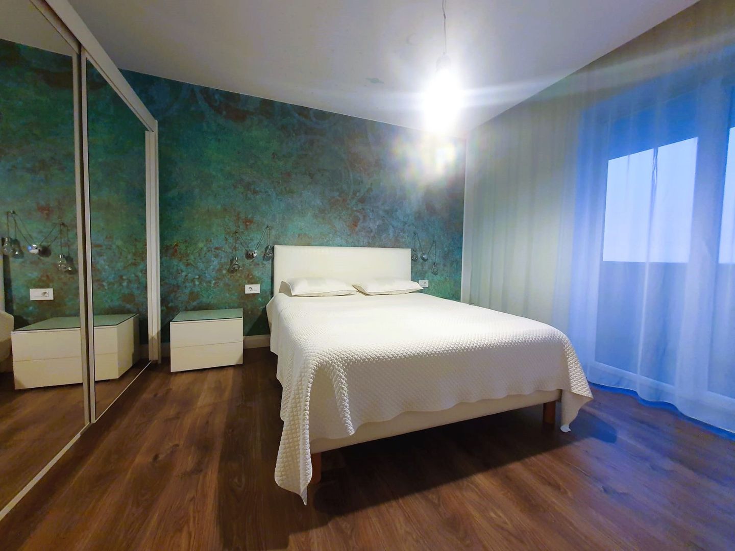 Penthouse cu 2 parcări subterane, vedere panoramică spre Tâmpa – Centrul Civic - Poză 13