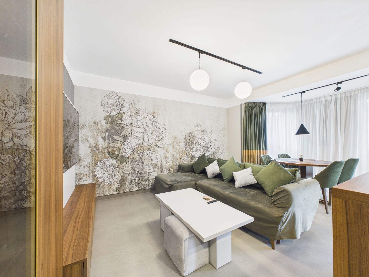 Apartament cu 2 camere, de inchiriat Bloc Teglia - Zona Decebal - Poză 2