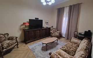 🏡 Apartament cu 2 camere de închiriat, Centru, 375 €/lună - Poză 2