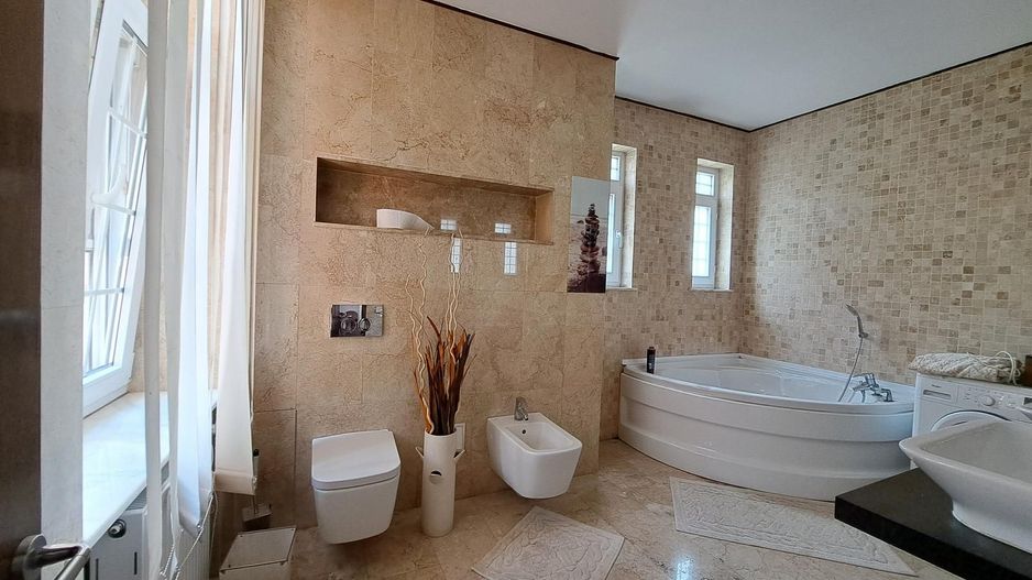 Vilă Lux în Centru Capitalei – Ideală pentru Rezidențial sau Buisness - Poză 31