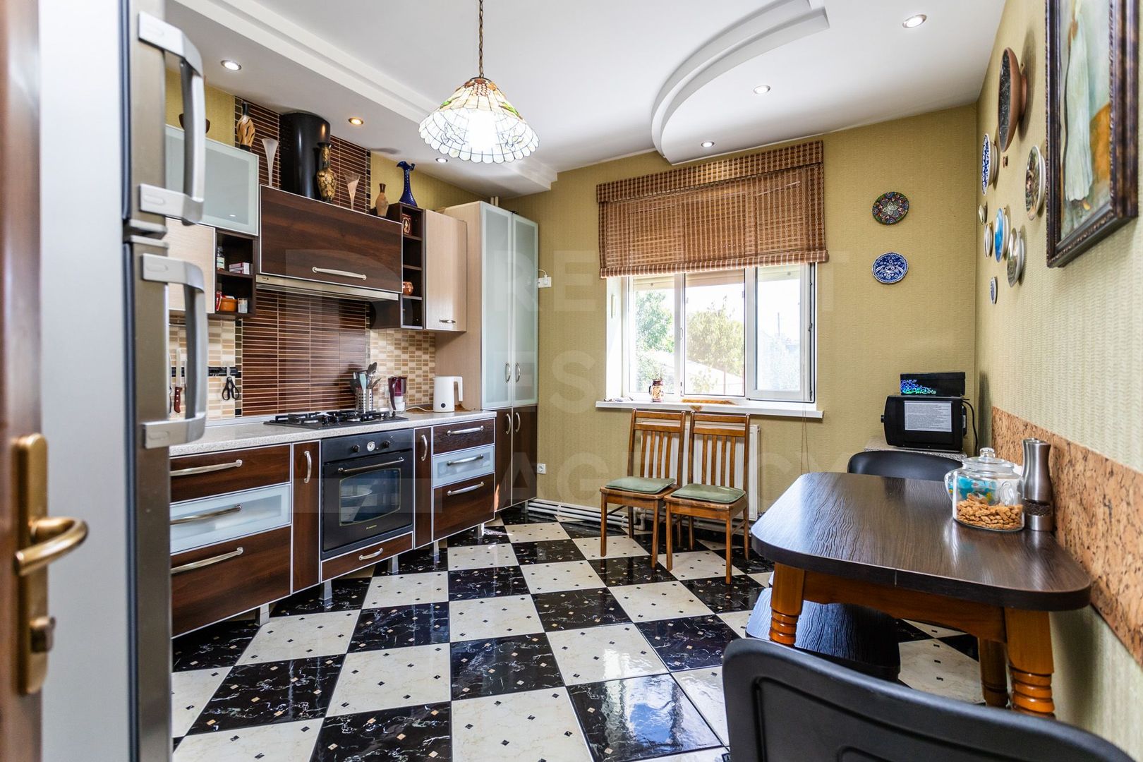 Vânzare, casă, 5 camere, str. Gura Văii, sect. Riscani - Poză 12