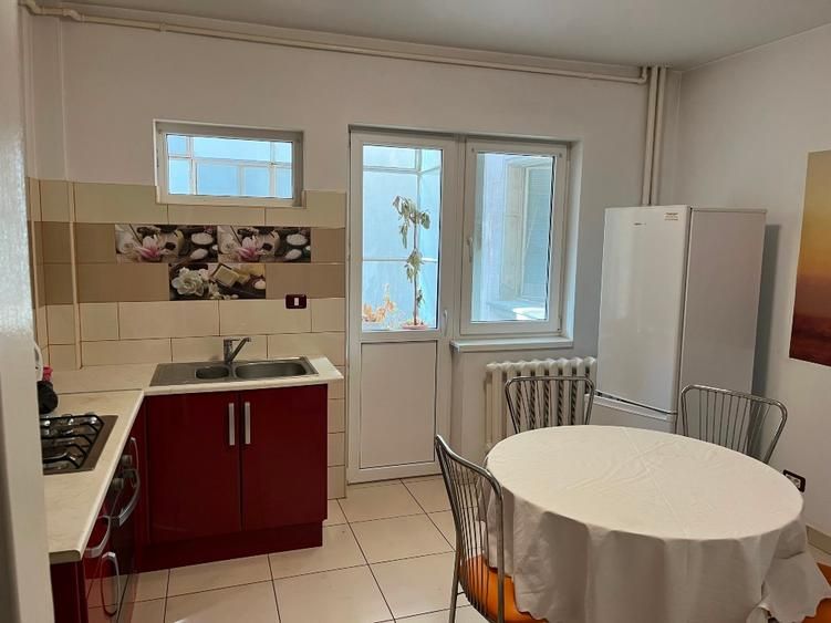 De Inchiriat Apartament 4 camere Universitate - Rosetti sector 2 - Poză 7