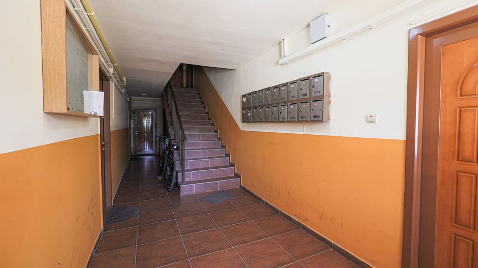 PRET NOU! Apartament 1 camera - renovat - Parneava, Arad - COMISION 0 - Poză 5